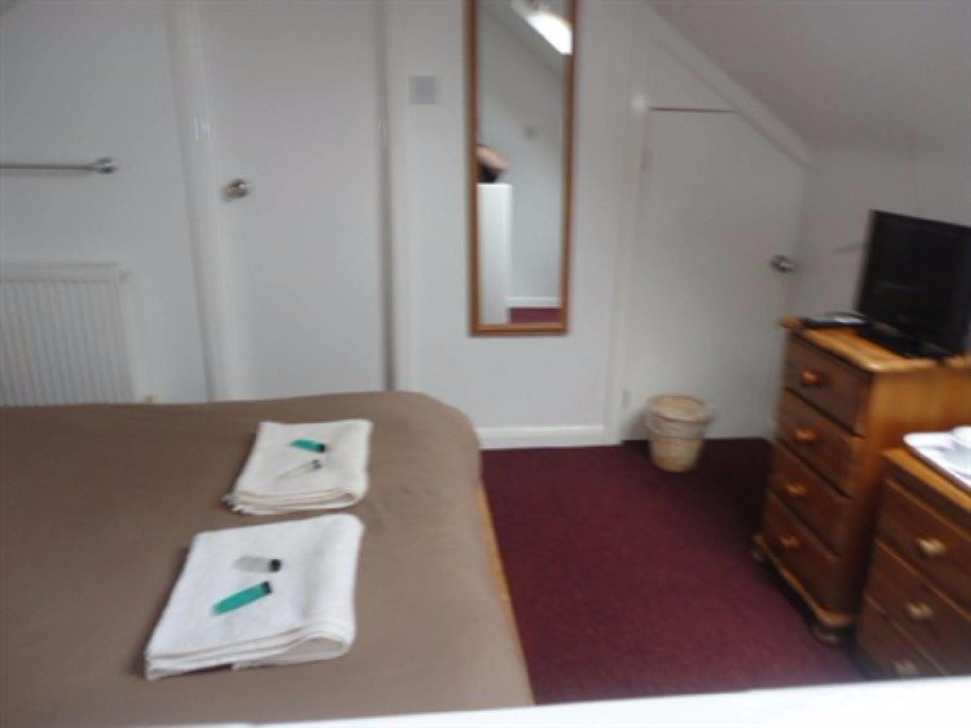 Charlotte Guest House 웨이머스만 외부 사진