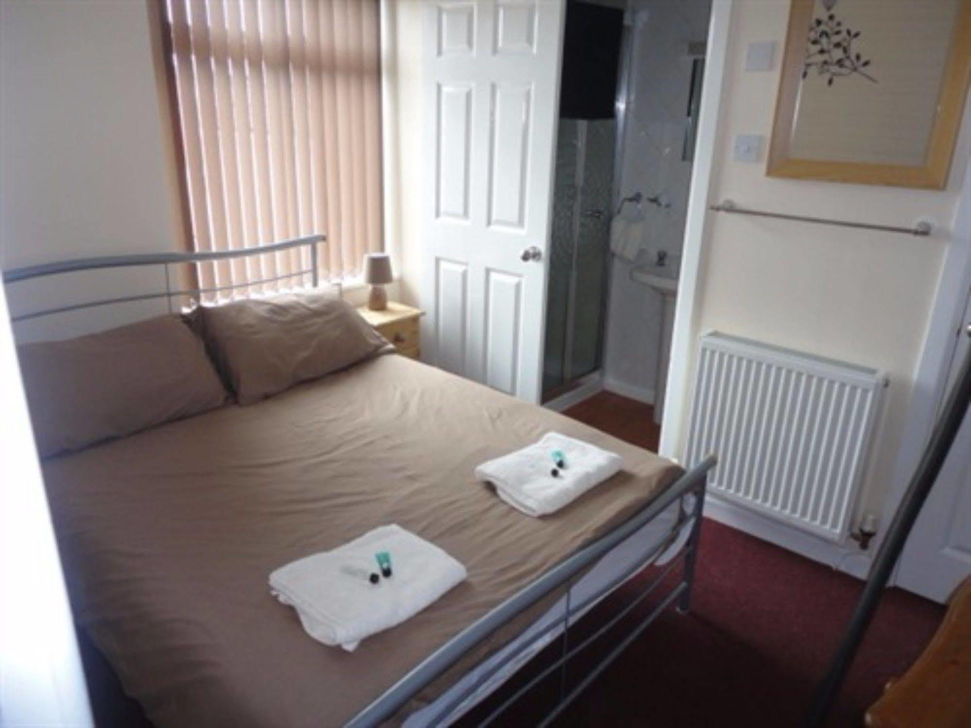 Charlotte Guest House 웨이머스만 외부 사진